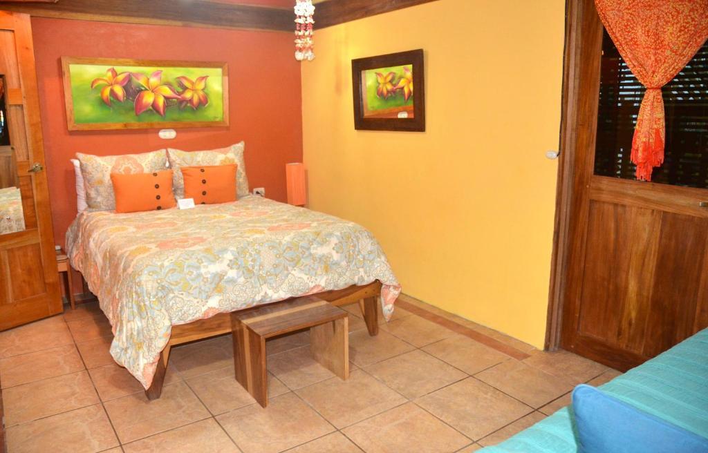 Physis Caribbean Bed & Breakfast Puerto Viejo de Talamanca Екстериор снимка