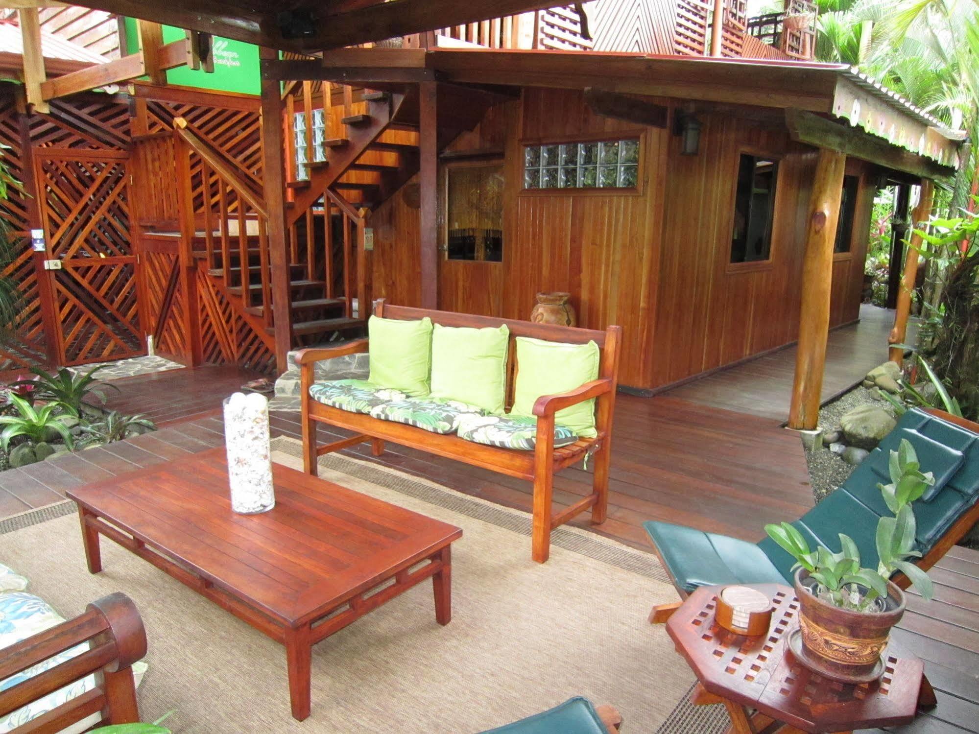 Physis Caribbean Bed & Breakfast Puerto Viejo de Talamanca Екстериор снимка