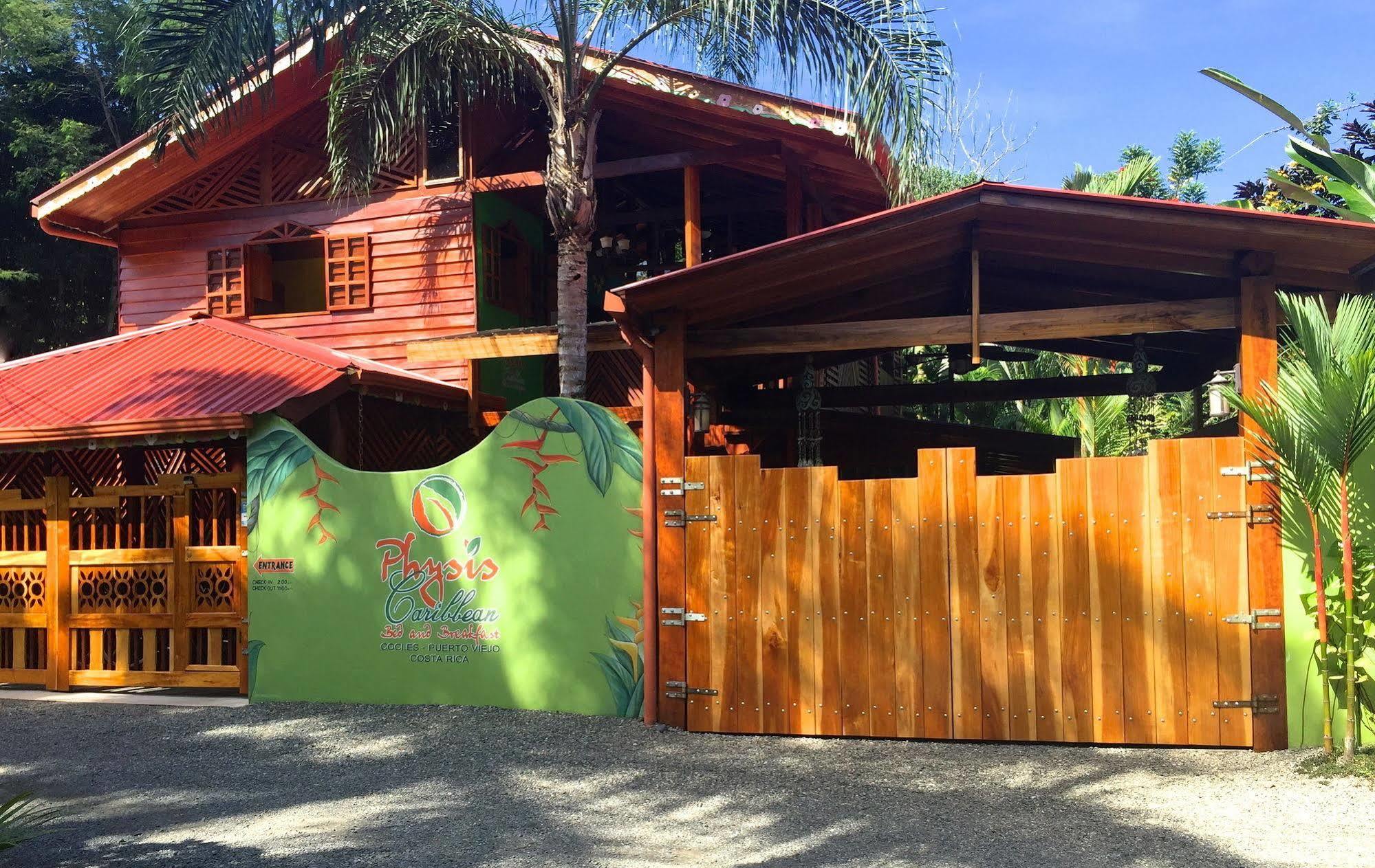 Physis Caribbean Bed & Breakfast Puerto Viejo de Talamanca Екстериор снимка