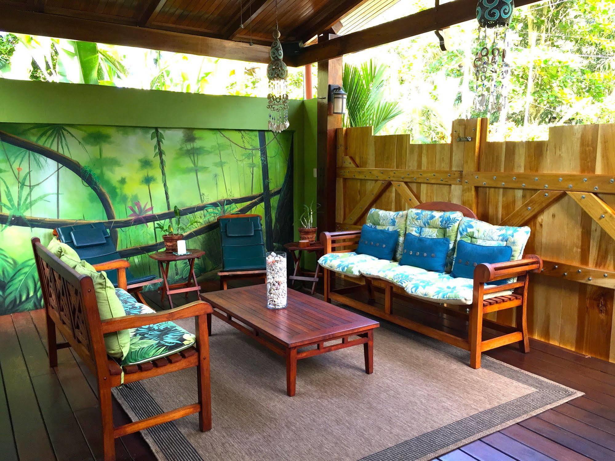 Physis Caribbean Bed & Breakfast Puerto Viejo de Talamanca Екстериор снимка